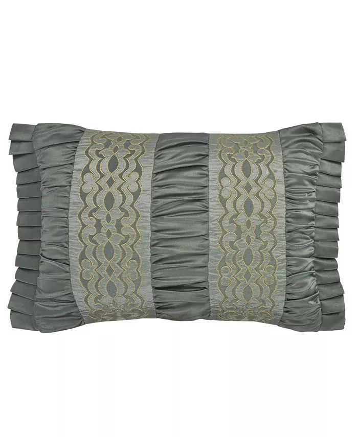 J Queen New York Santino Decorative Pillow， 15