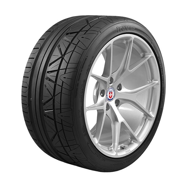 Nitto iNVO 255/40ZR19 100Y - Intensery