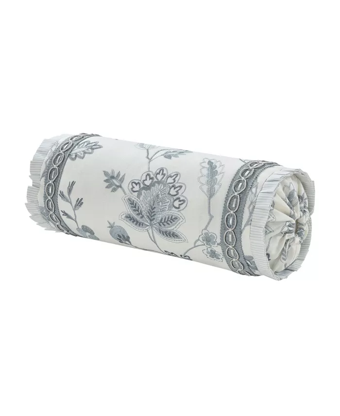 J Queen New York Blue Garden Decorative Pillow， 7