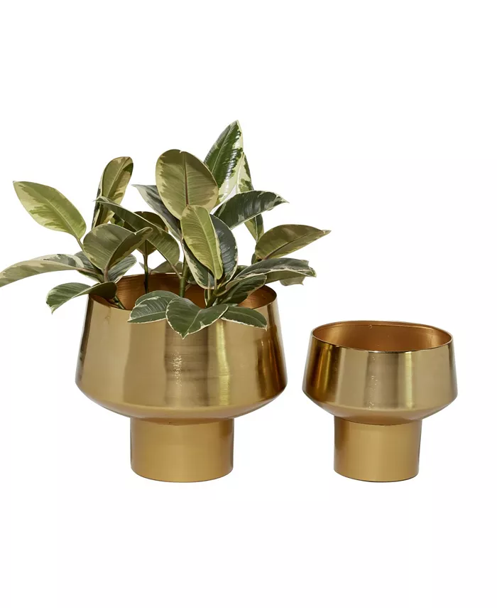 Rosemary Lane Decorative Metal Cup Shaped Planters with High Shine Finish， Set of 2 - Intensery