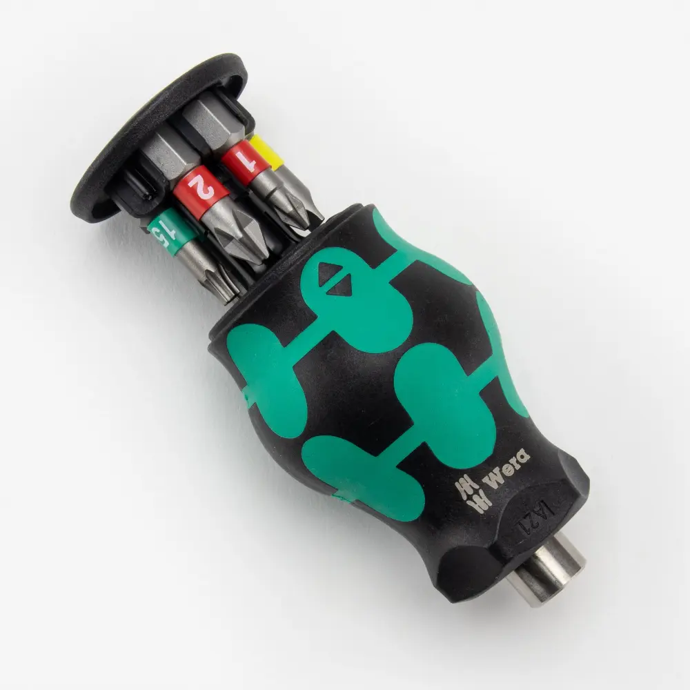 Wera Kraftform Kompakt Stubby Magazine 1 Screwdriver with Bits - Intensery
