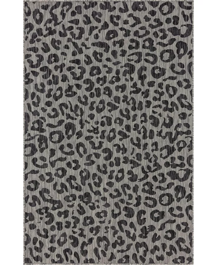 Bayshore Home Outdoor Pashio Pas7 Light Gray 5' x 8' Area Rug - Intensery