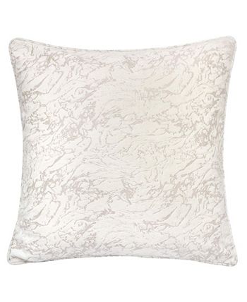 Homey Cozy Amelia Velvet Throw Pillow， Cloudy Dream - Intensery