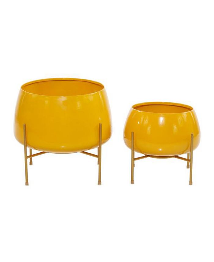 Rosemary Lane Metal Contemporary Planters with Stand， Set of 2 - Intensery