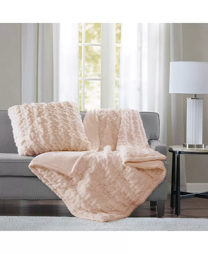 Gracie Mills Ruched Fur Throw， Blush - Full Queen - Intensery