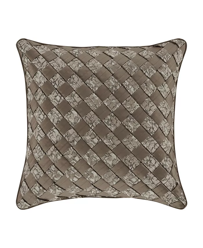 J Queen New York Cracked Ice Decorative Pillow， 18
