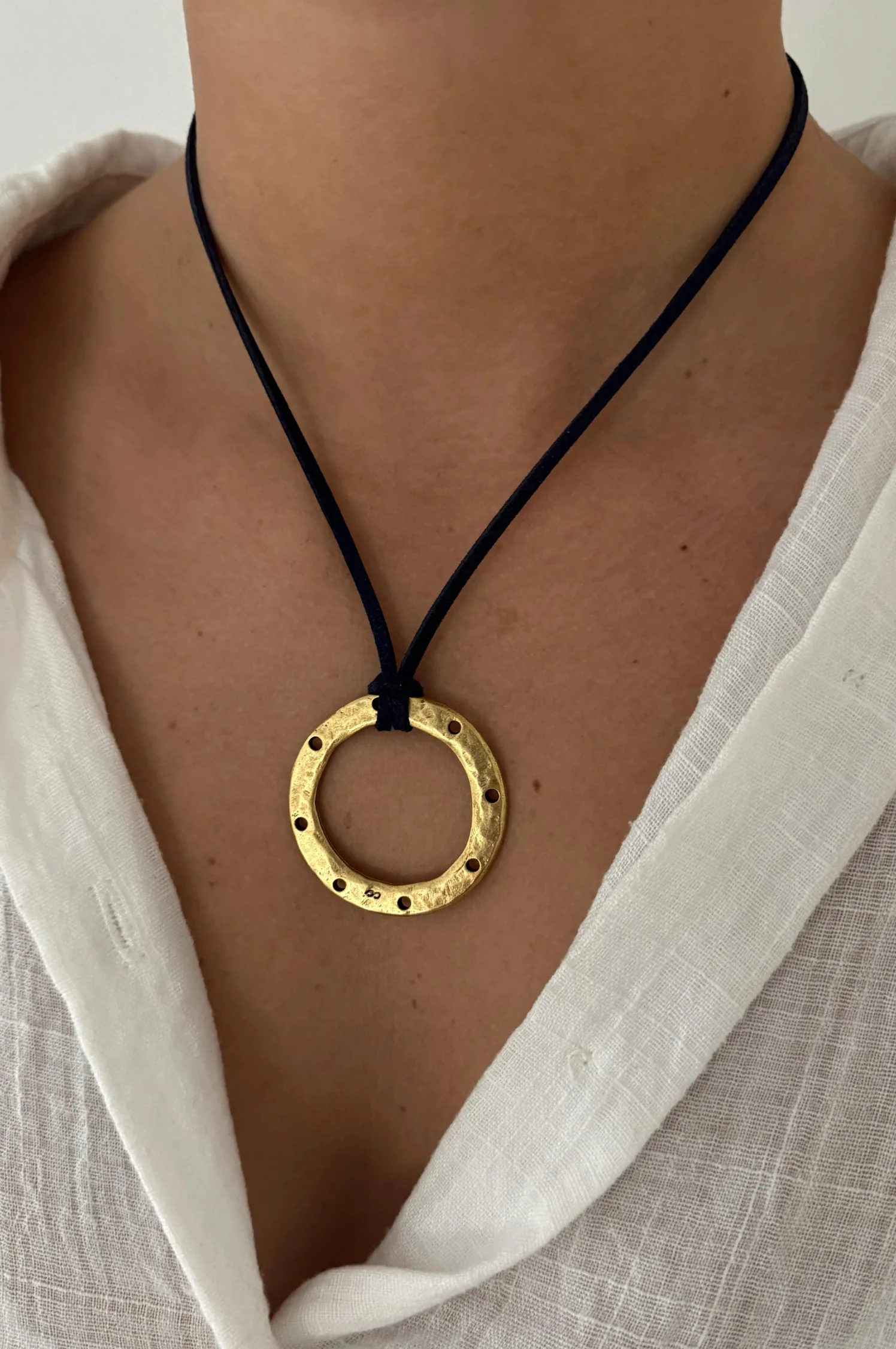 Hailey Circle Necklace - Intensery