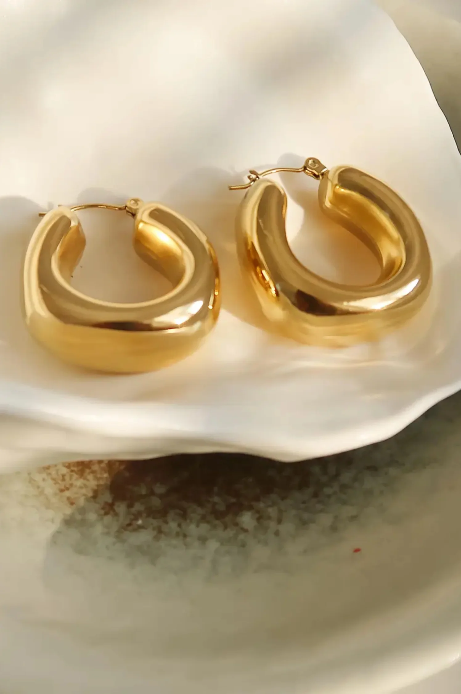 Hunter Hoop Earring - Intensery