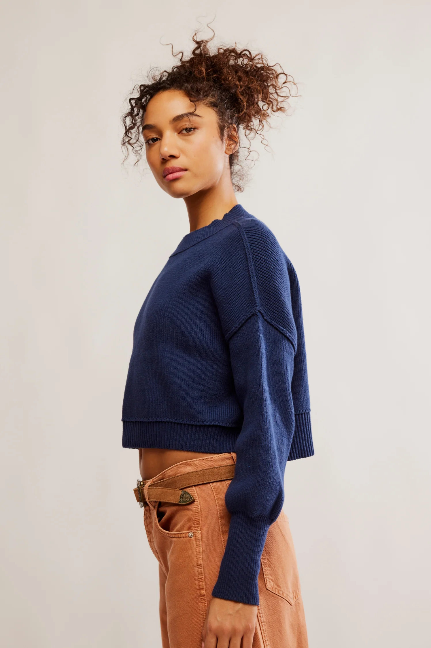 Easy Street Crop Pullover - Intensery