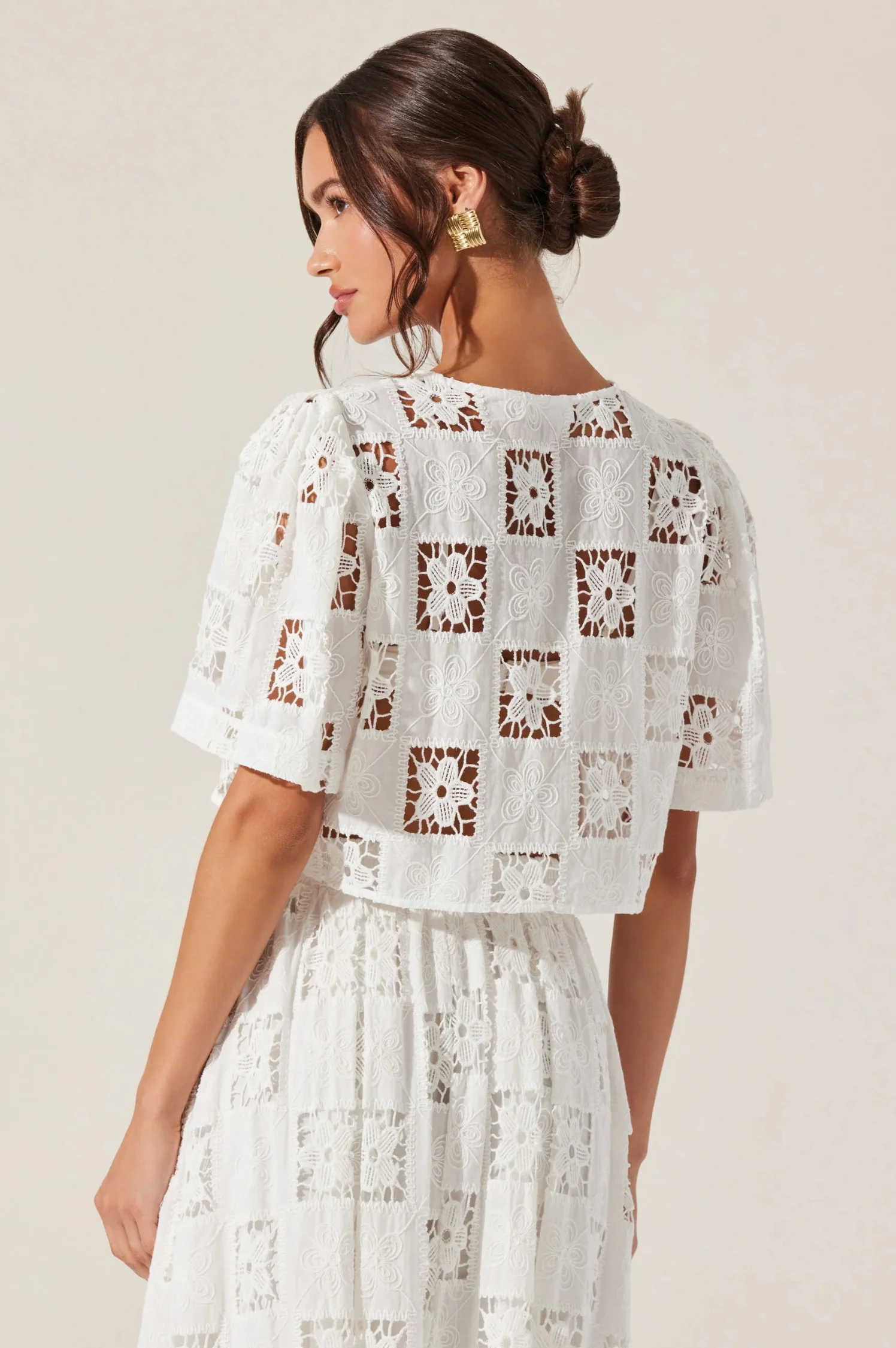 Andolina Crochet Lace Crop Top - Intensery