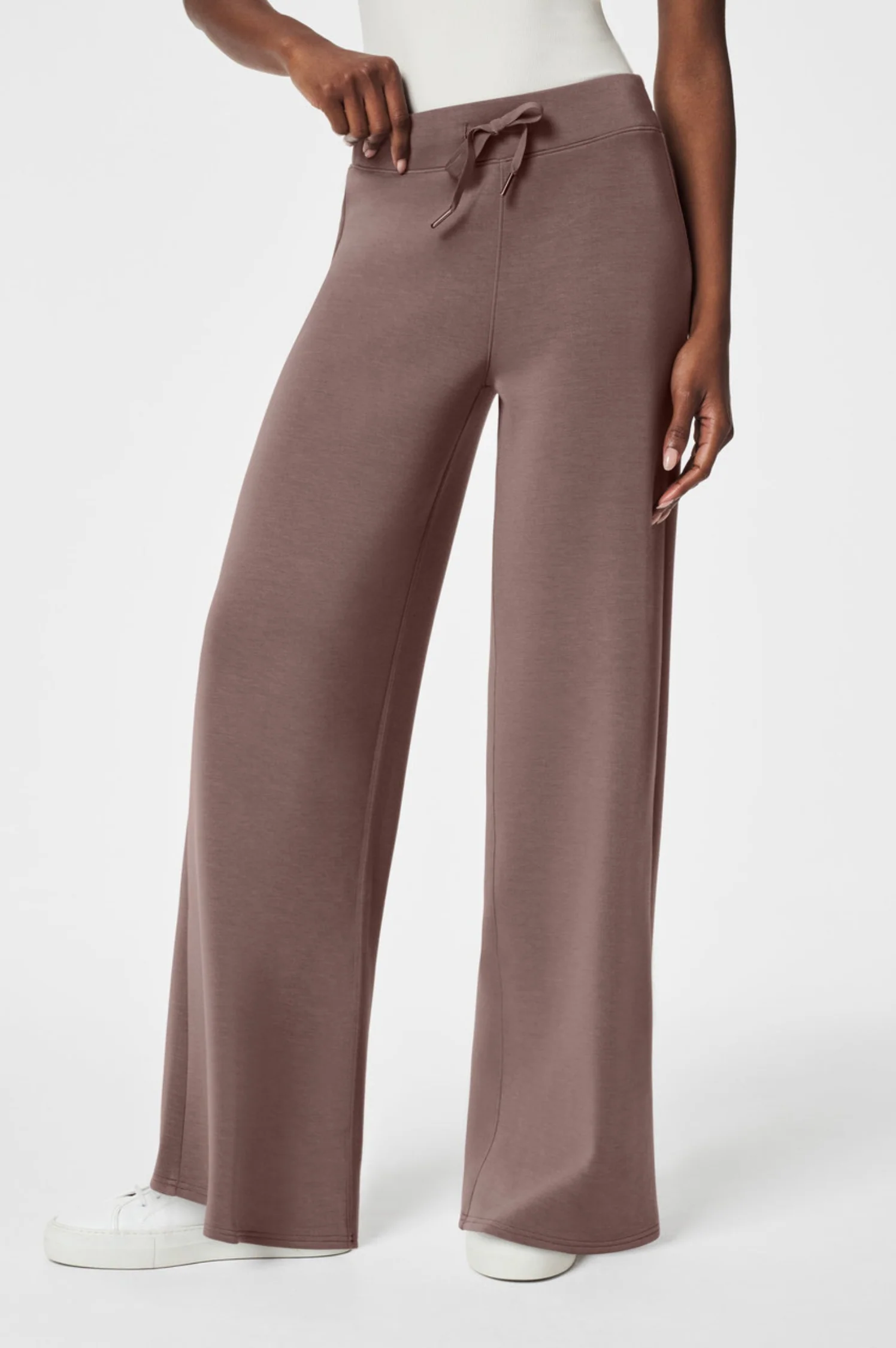 Airessentials Wide Leg Pant - Intensery